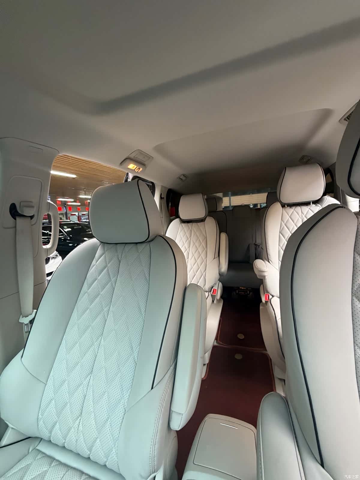 Buick GL8, 2023 8