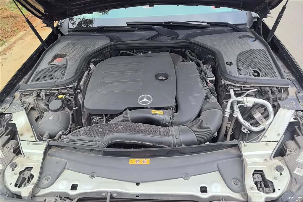 Mercedes-Benz E-Class, 2020 10