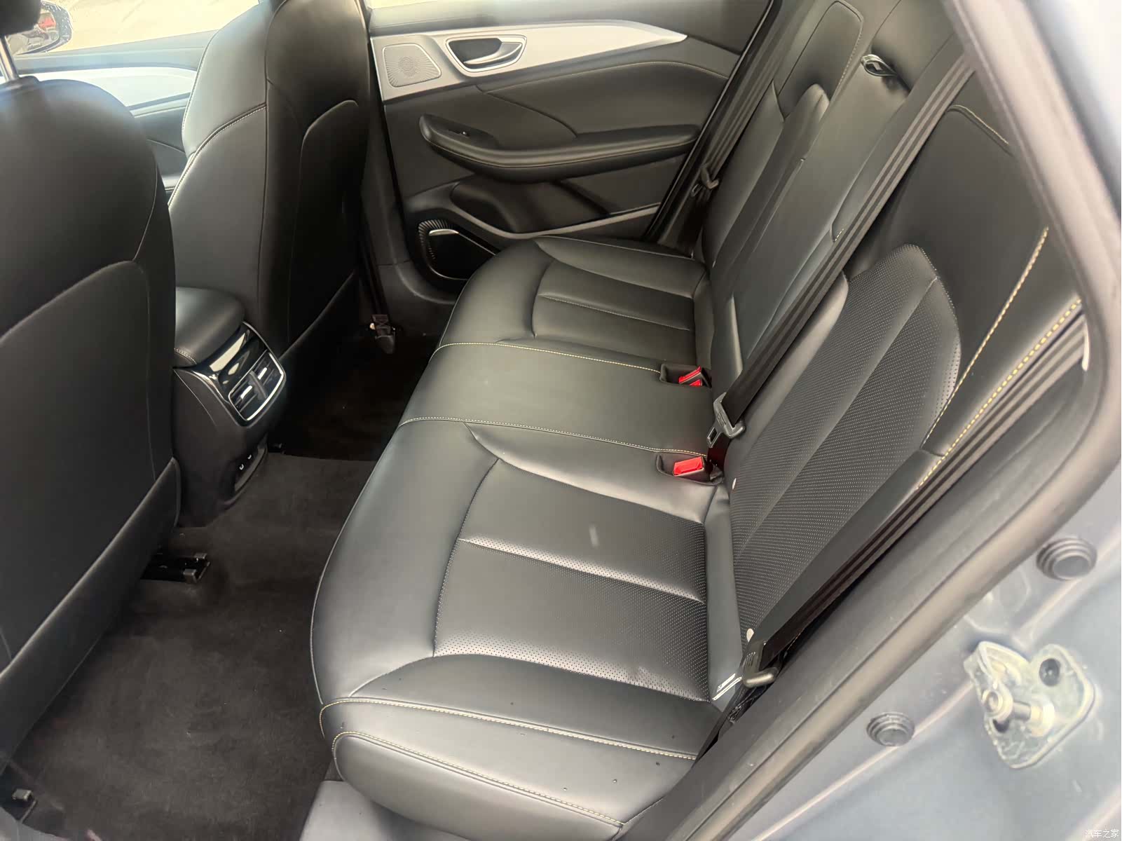 Roewe i6, 2020 все фото