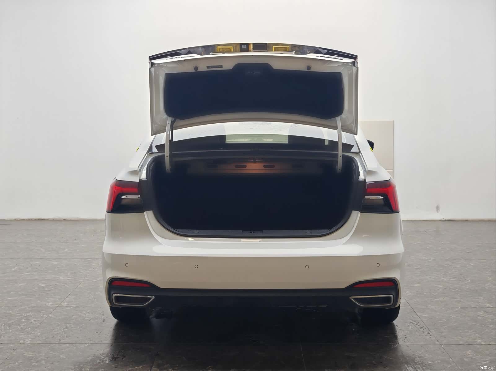 Roewe i6, 2022 12