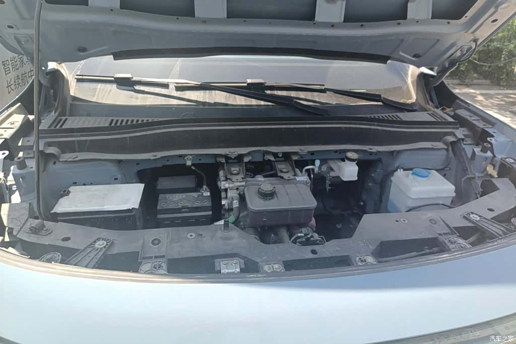 Leapmotor B10, 2025 10