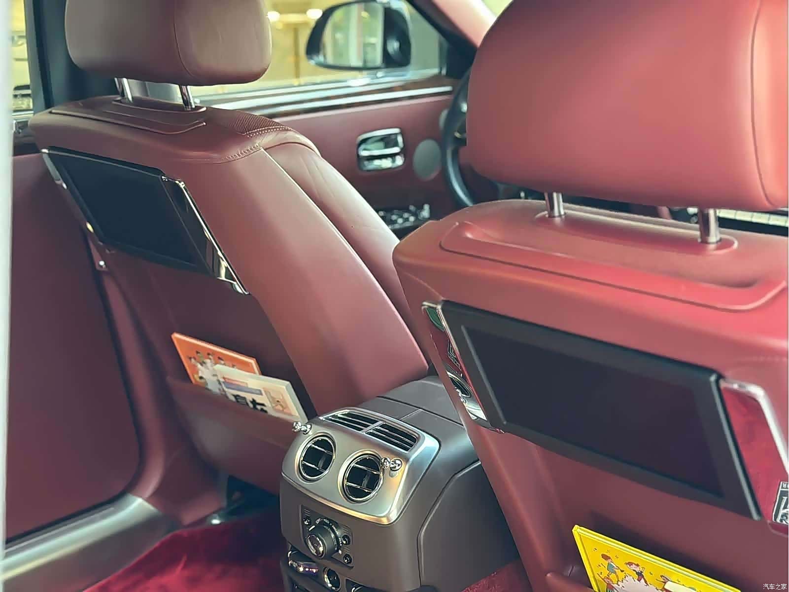 Rolls-Royce Ghost, 2019 11