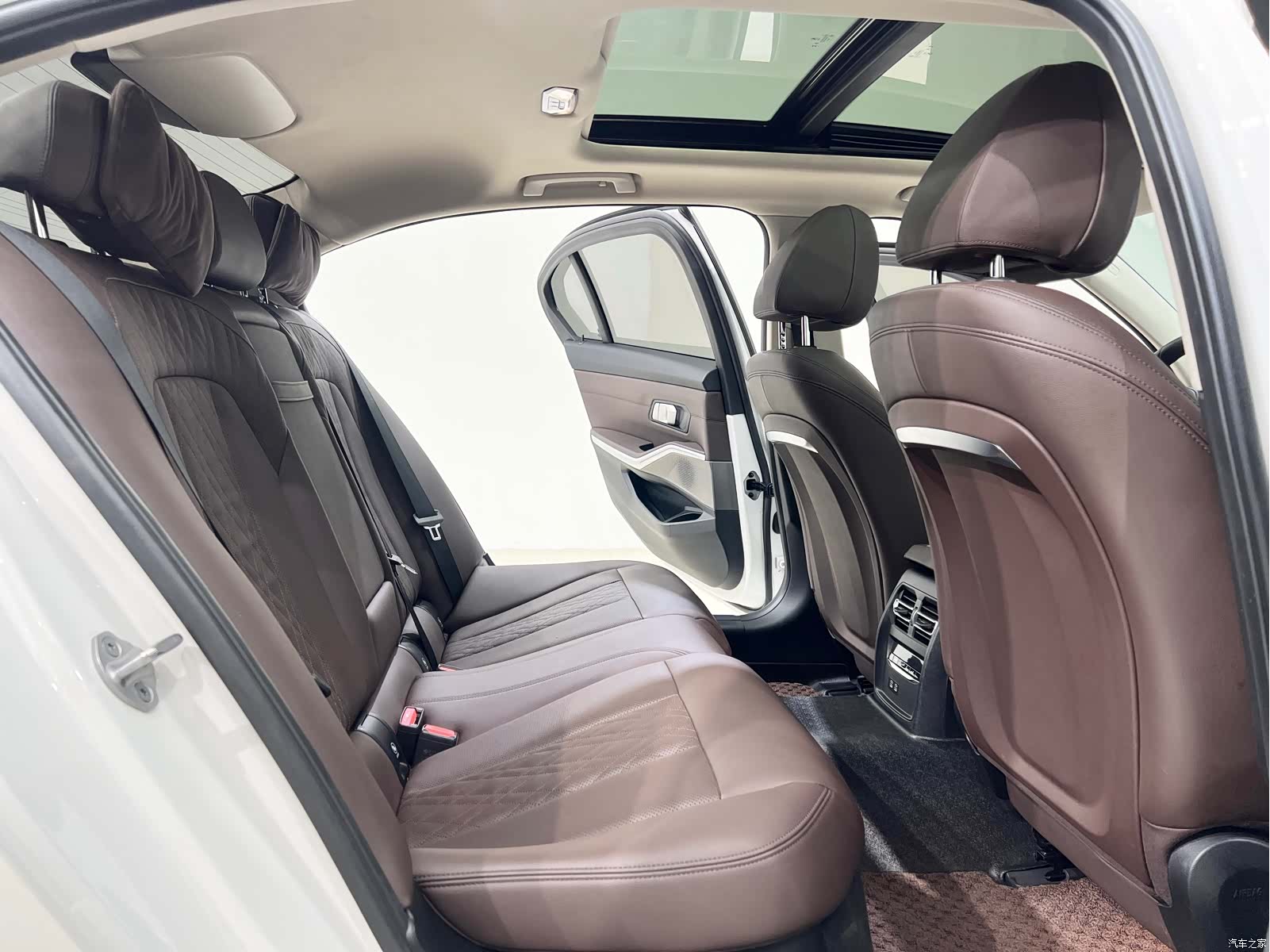 BMW i3, 2023 10
