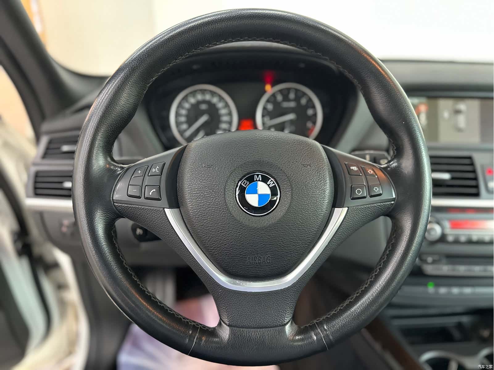 BMW X5, 2014 8