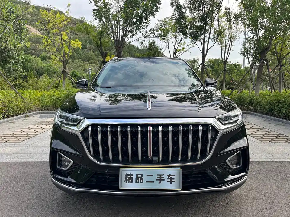 Hongqi HS5