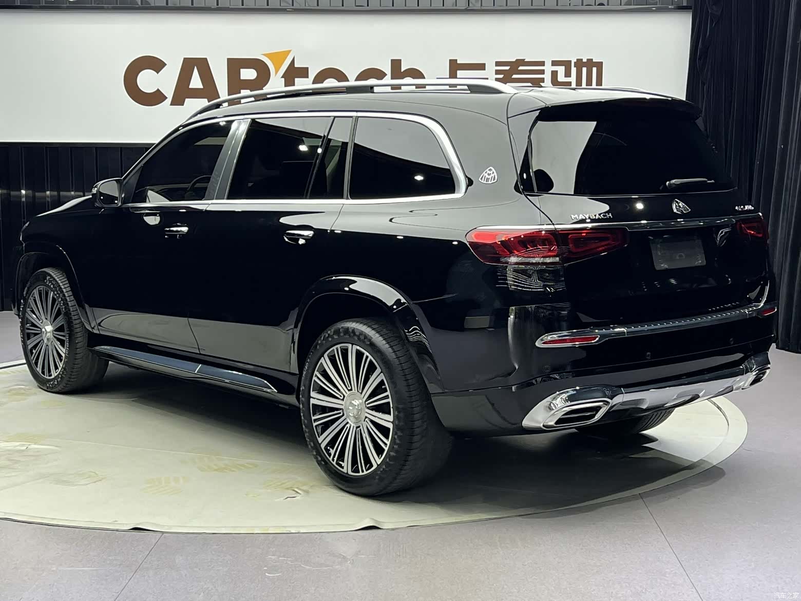Maybach GLS, 2023 все фото