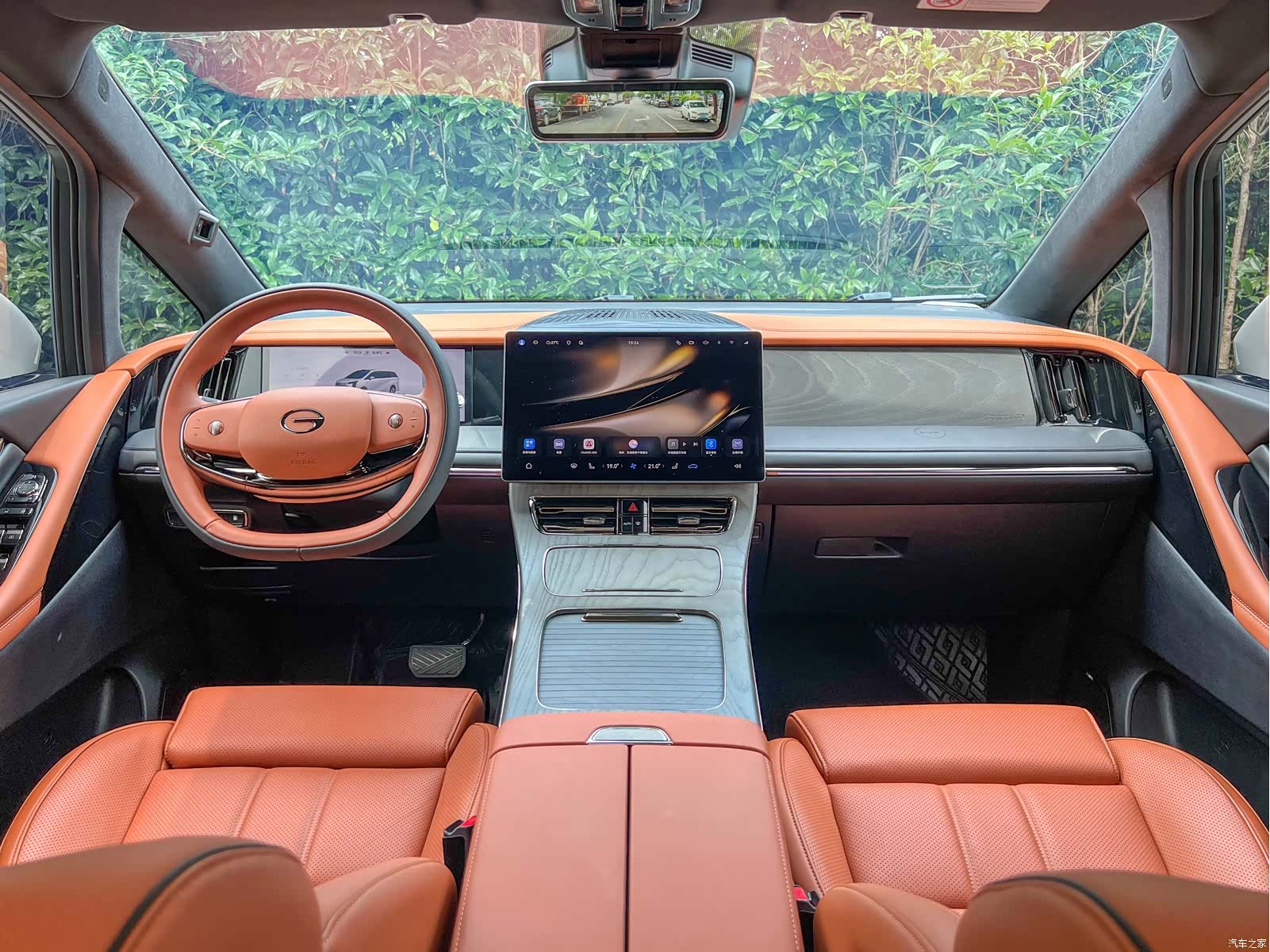 Trumpchi M8, 2025 14
