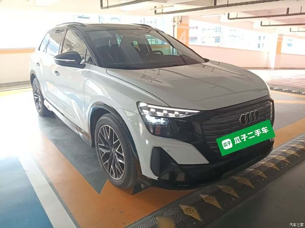 Audi Q5 e-tron, 2023 4
