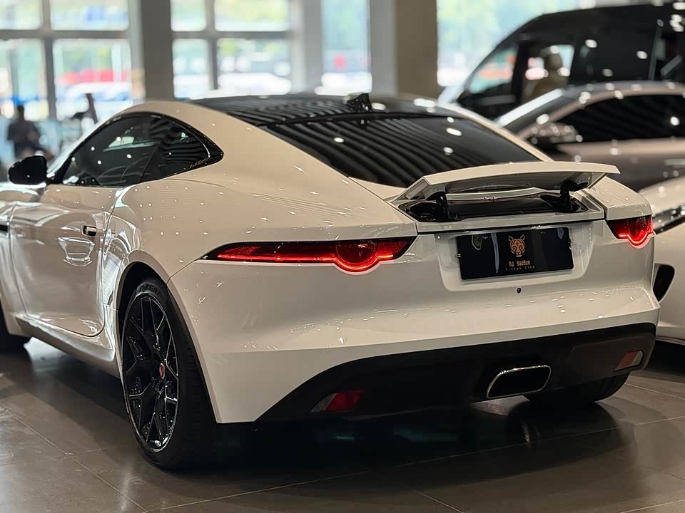 Jaguar F-TYPE