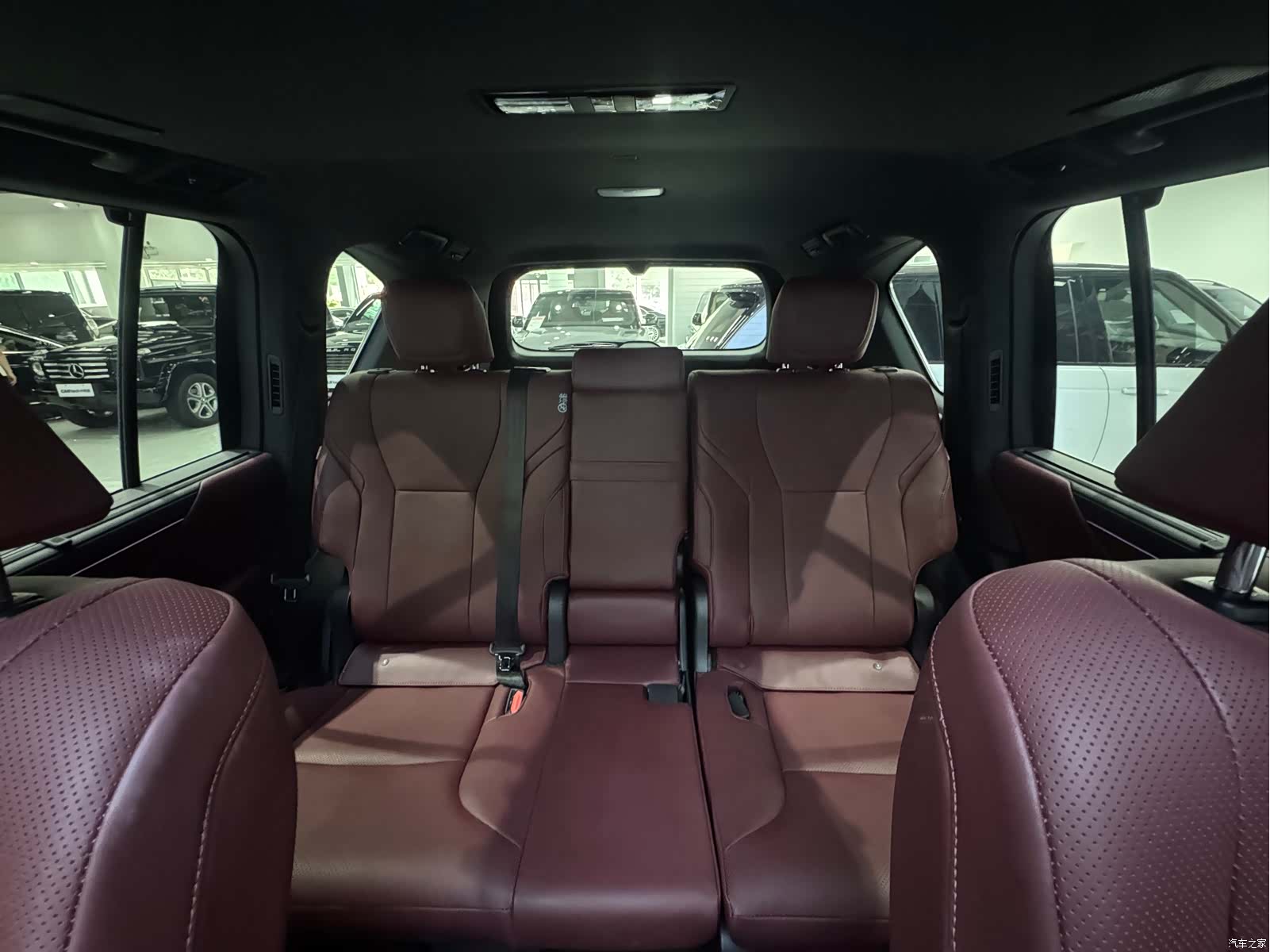 Lexus LX, 2026 19