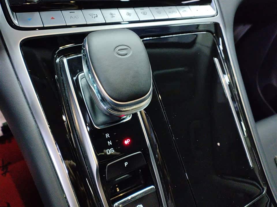 Trumpchi Trumpchi M8