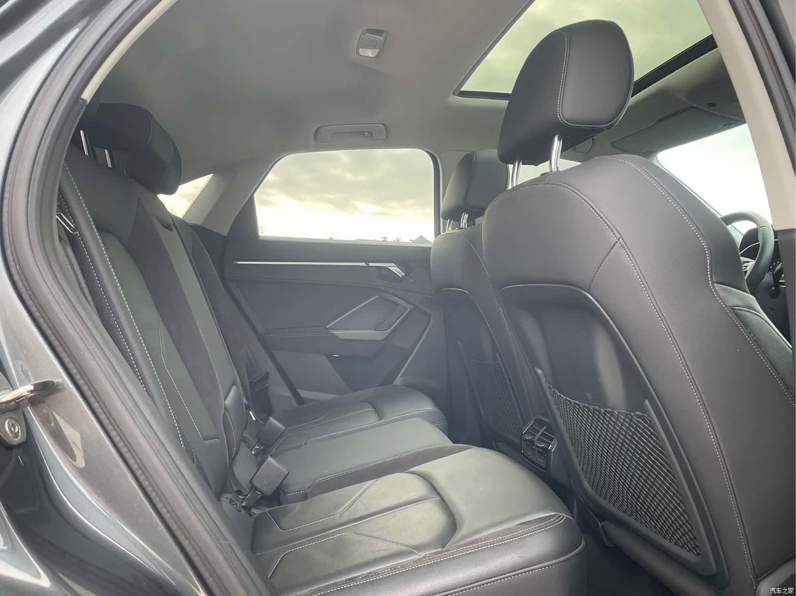 Audi Q3, 2021 16