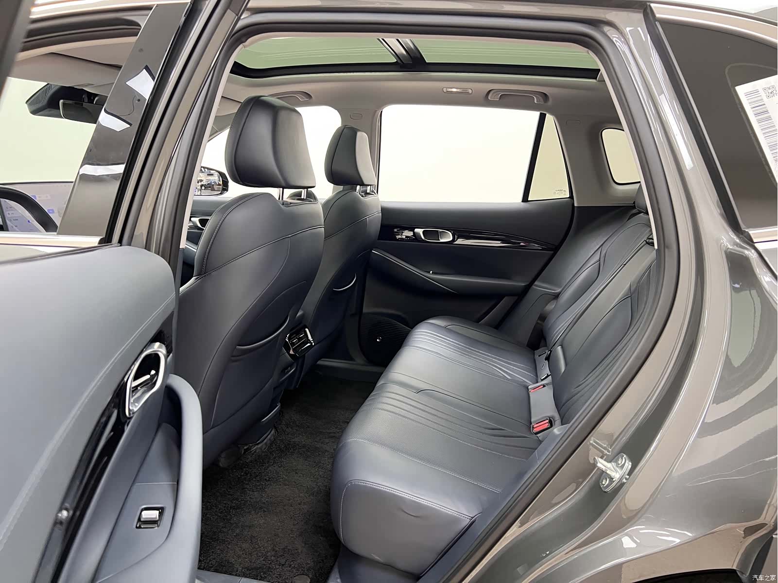 Geely Galaxy E5, 2024 16