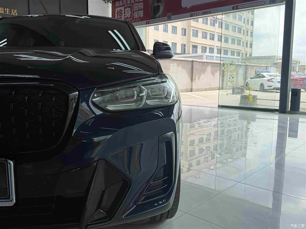 BMW X4, 2022 все фото