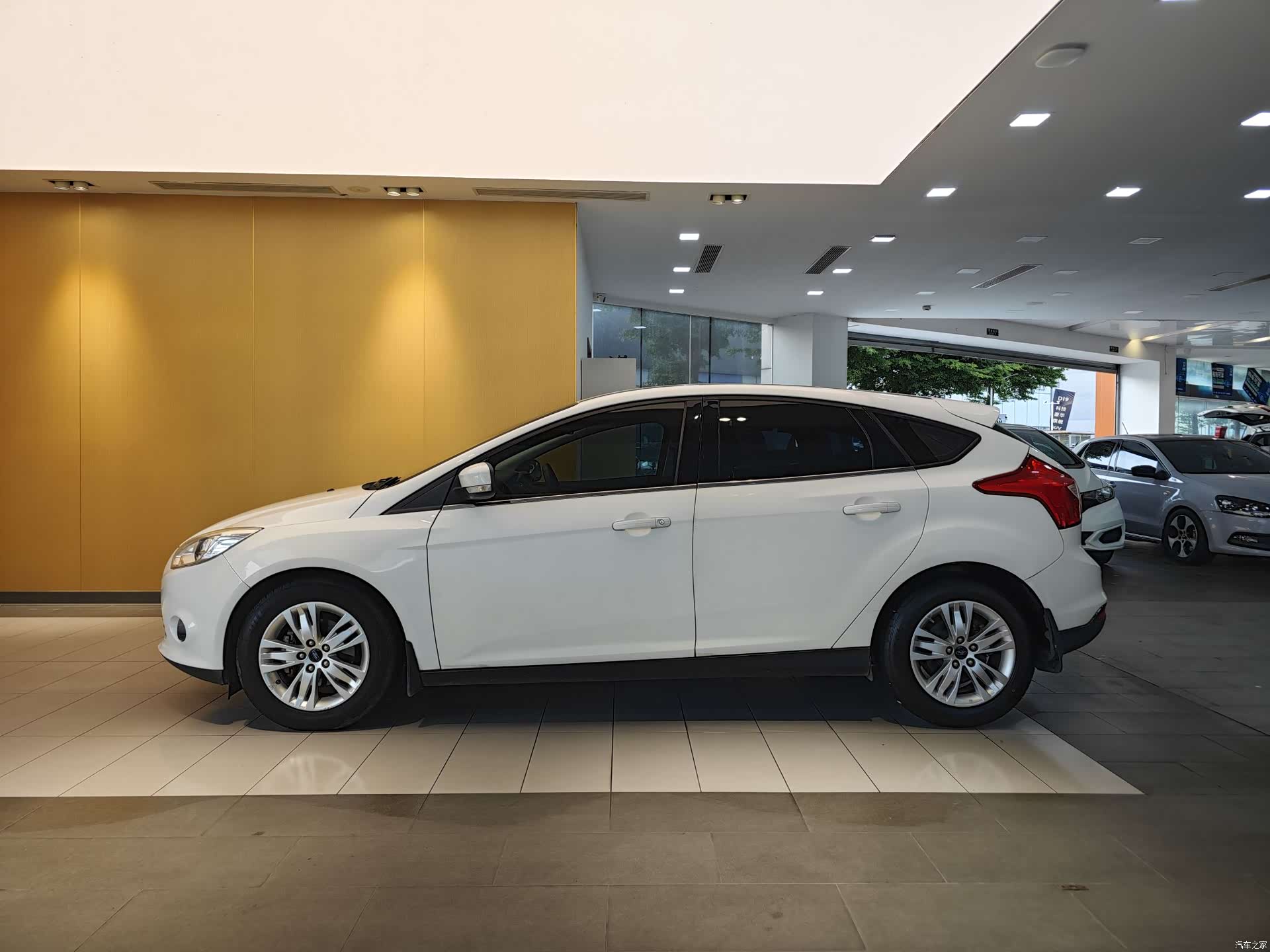 Ford Focus, 2015 6