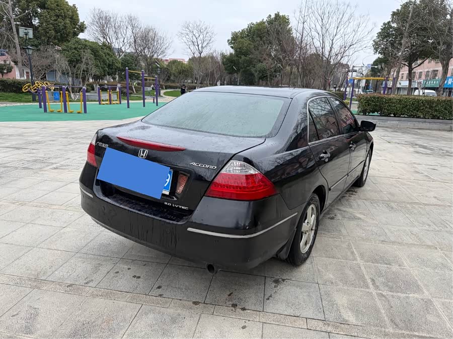 Honda Accord 2008, фото 11