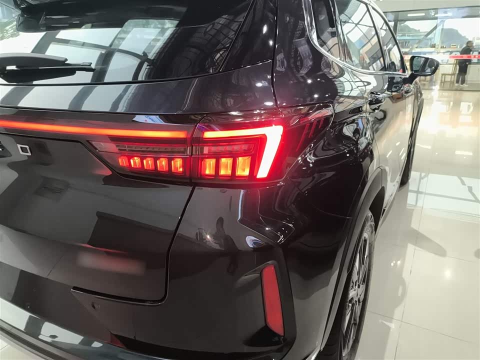 Exeed Chasing the wind