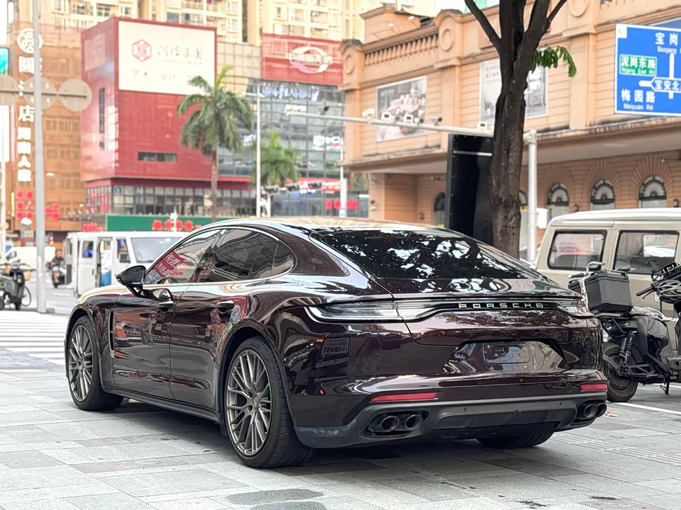 Porsche Panamera