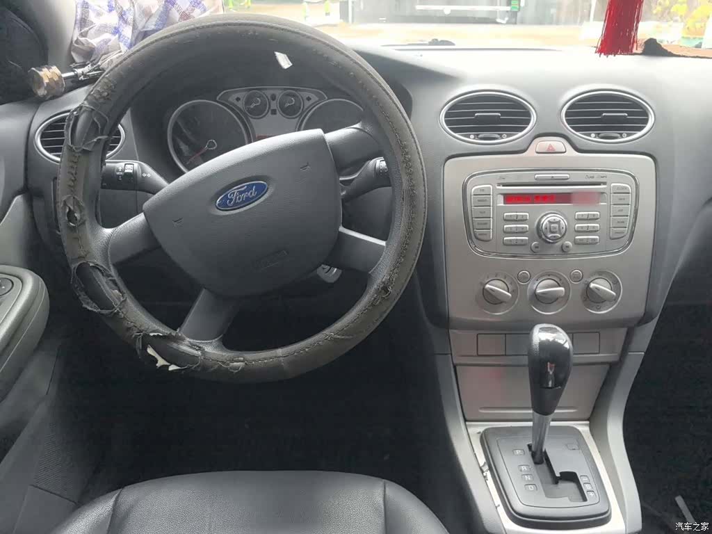 Ford Focus, 2014 6