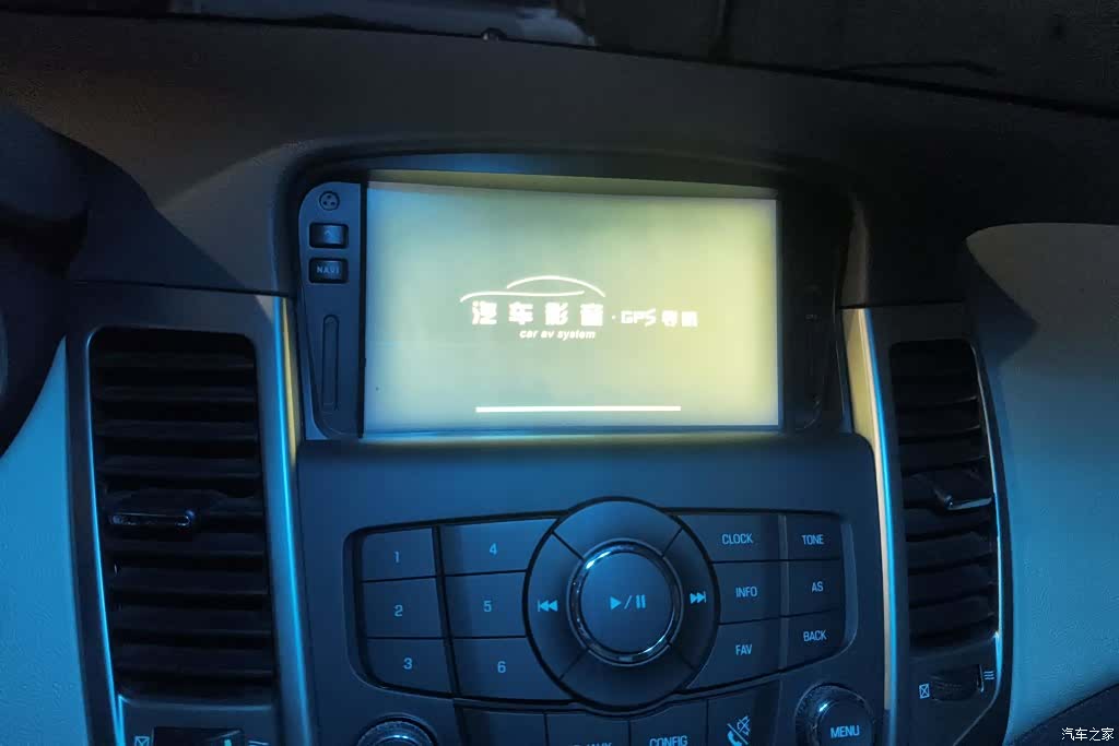 Chevrolet SE, 2014 13