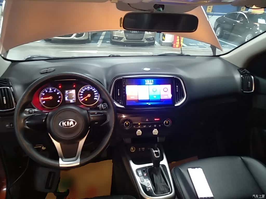 Kia KX3, 2016 10