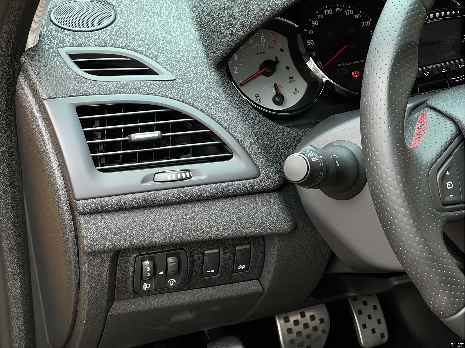 Renault Megane, 2018 23