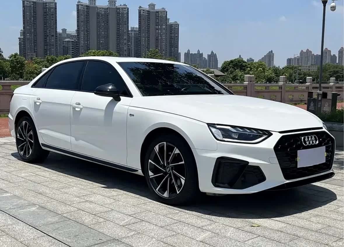 Audi A4L, 2022 3