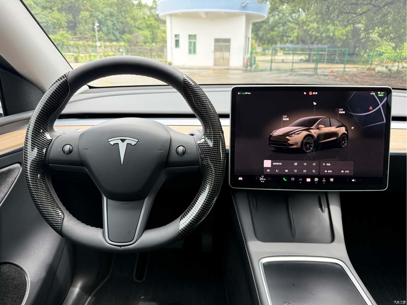 Tesla Model Y, 2022 10