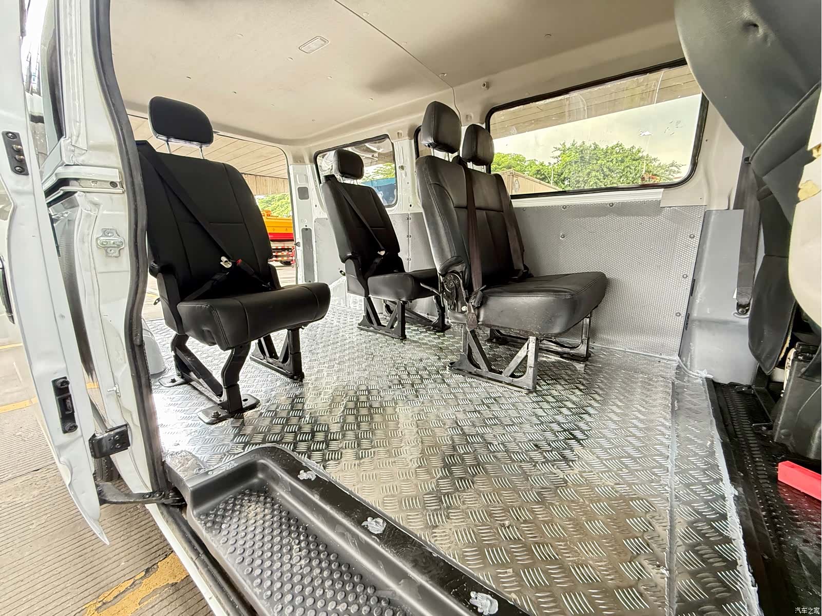 Maxus V80, 2023 12