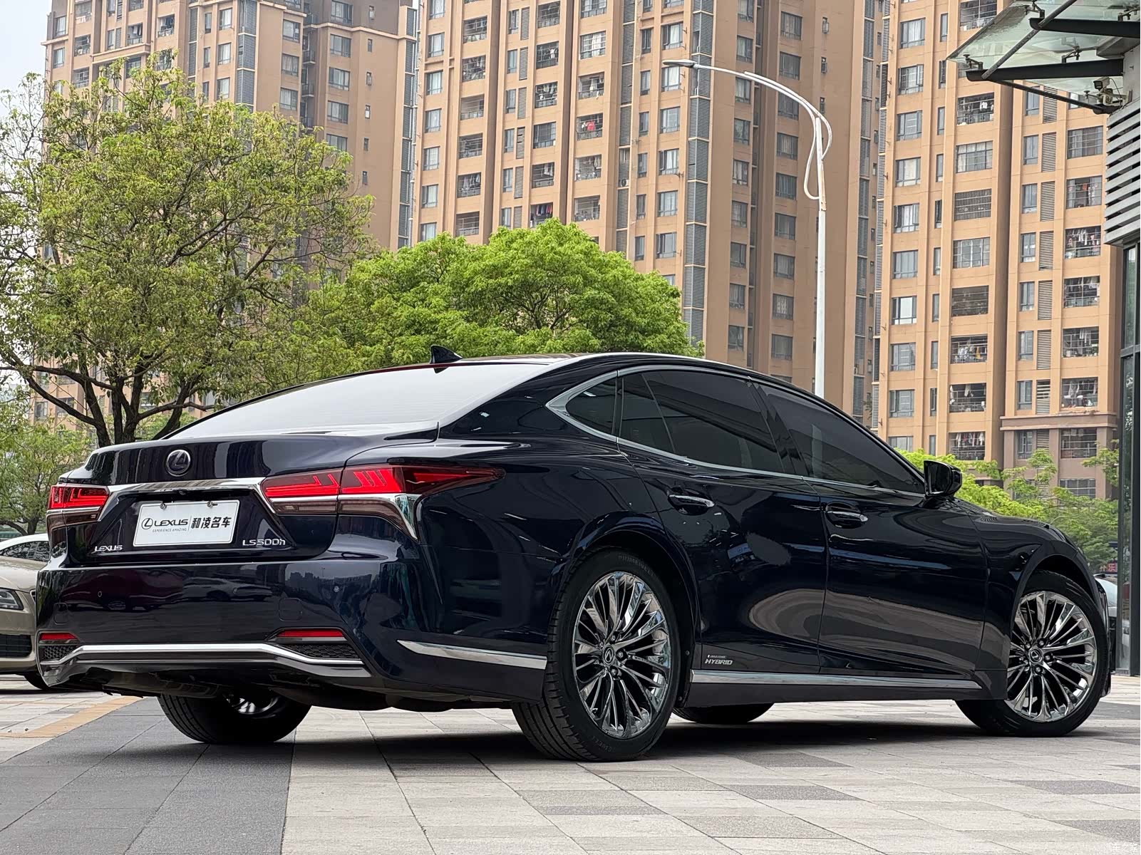 Lexus LS, 2019 6