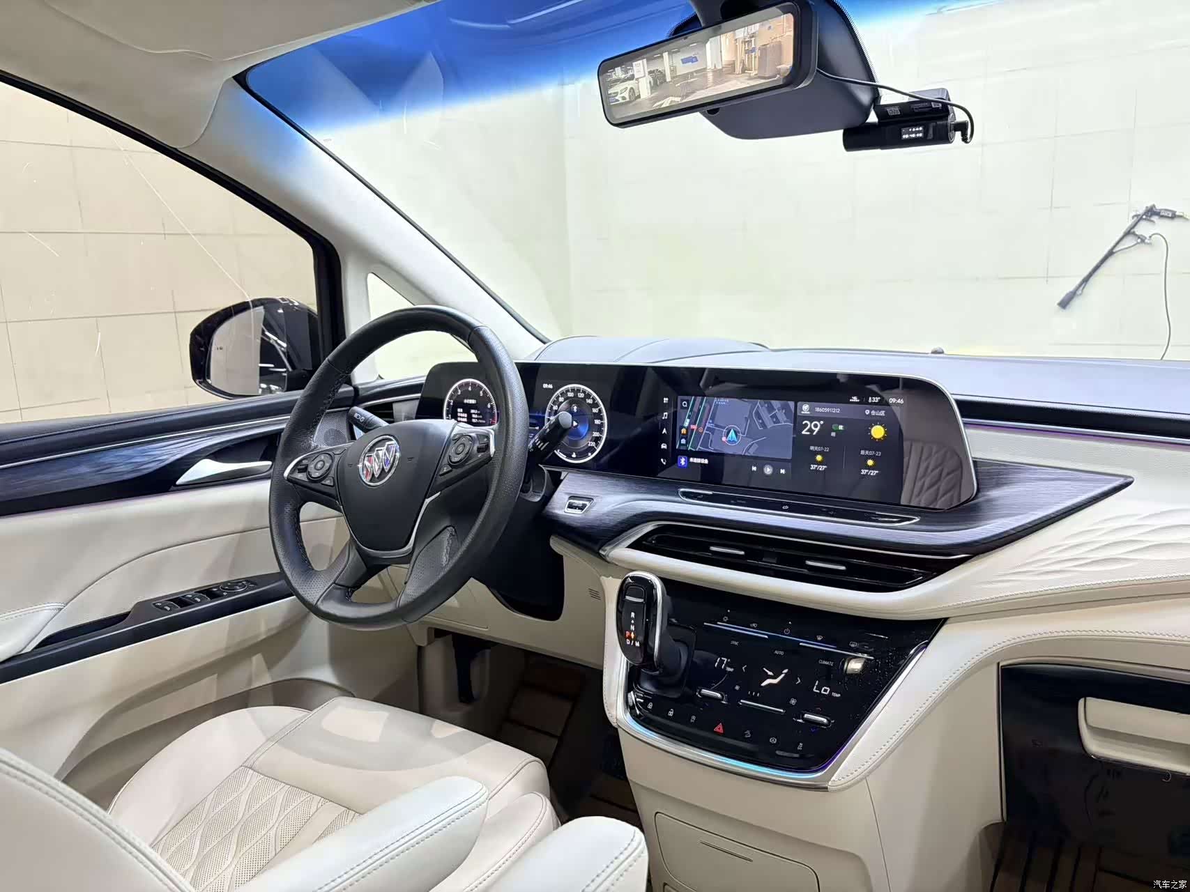 Buick GL8, 2021 все фото