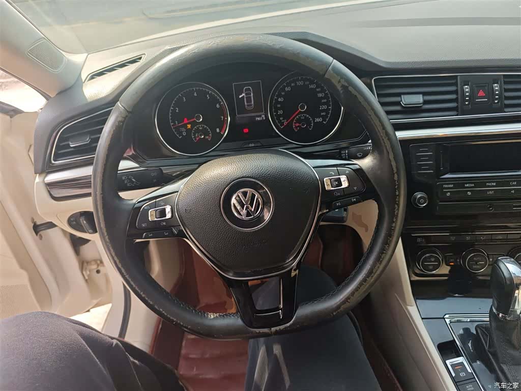 Volkswagen Lamando, 2015 7