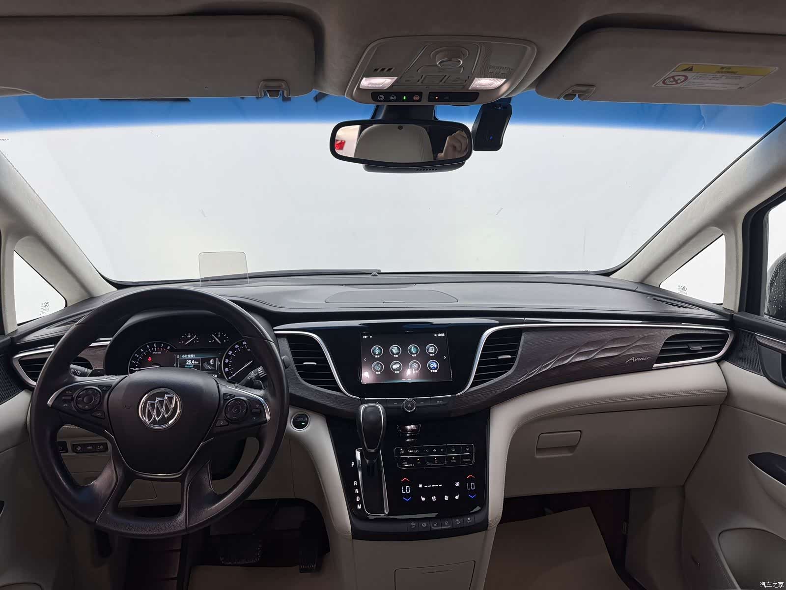 Buick GL8, 2017 6