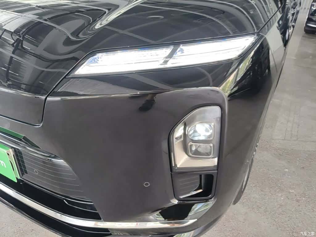 NIO ES8, 2025 24
