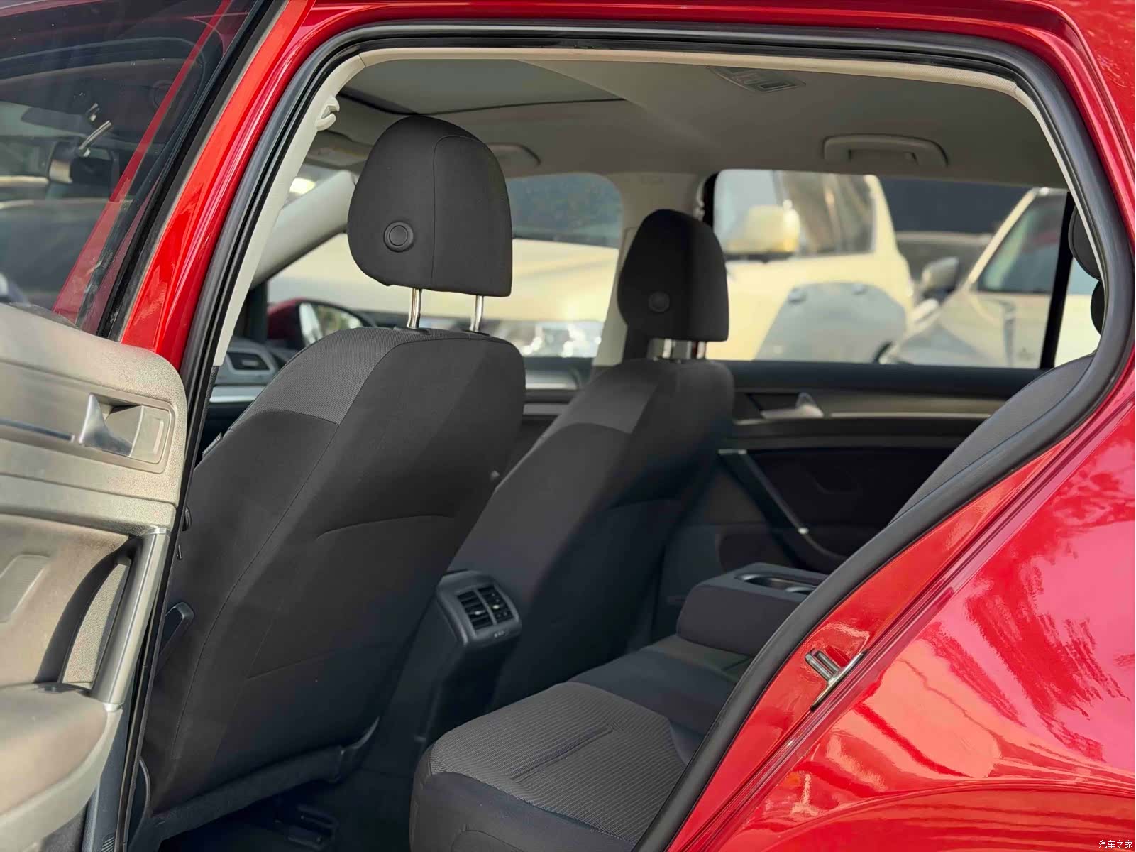 Volkswagen Golf, 2015 9