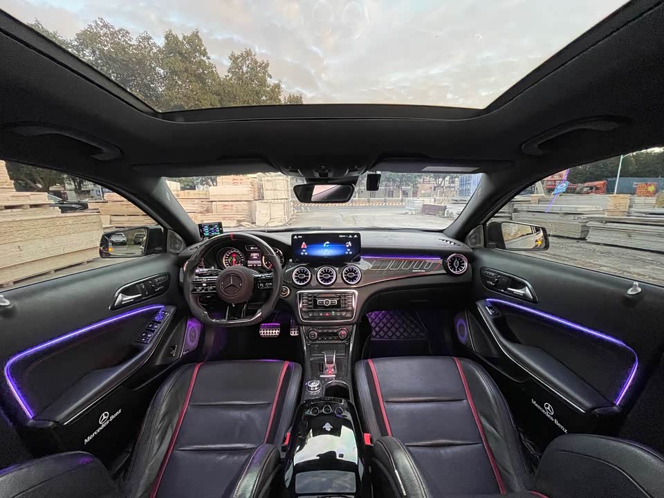 Mercedes-Benz GLA AMG