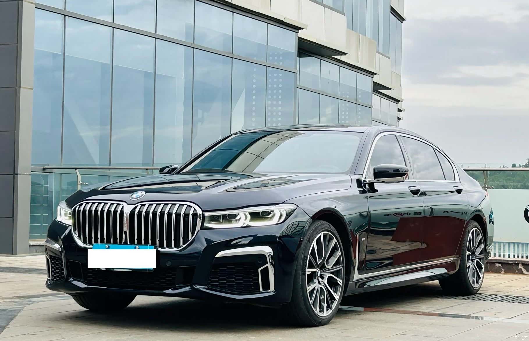 BMW 7 Series, 2021 1
