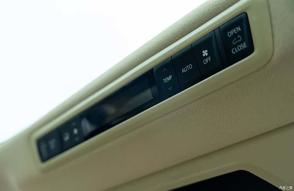 Toyota Alphard, 2020 22