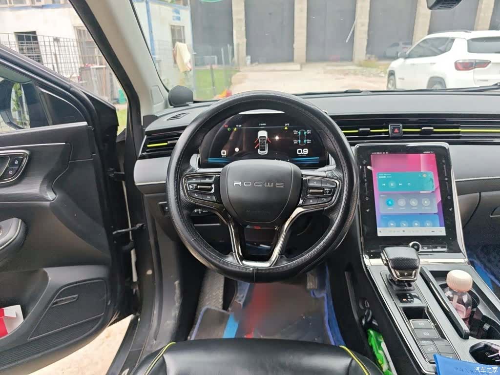 Roewe RX5, 2022 3
