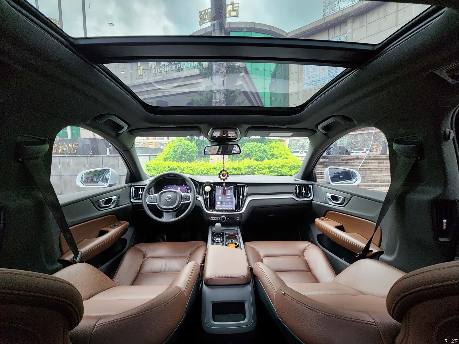 Volvo S60, 2023 12