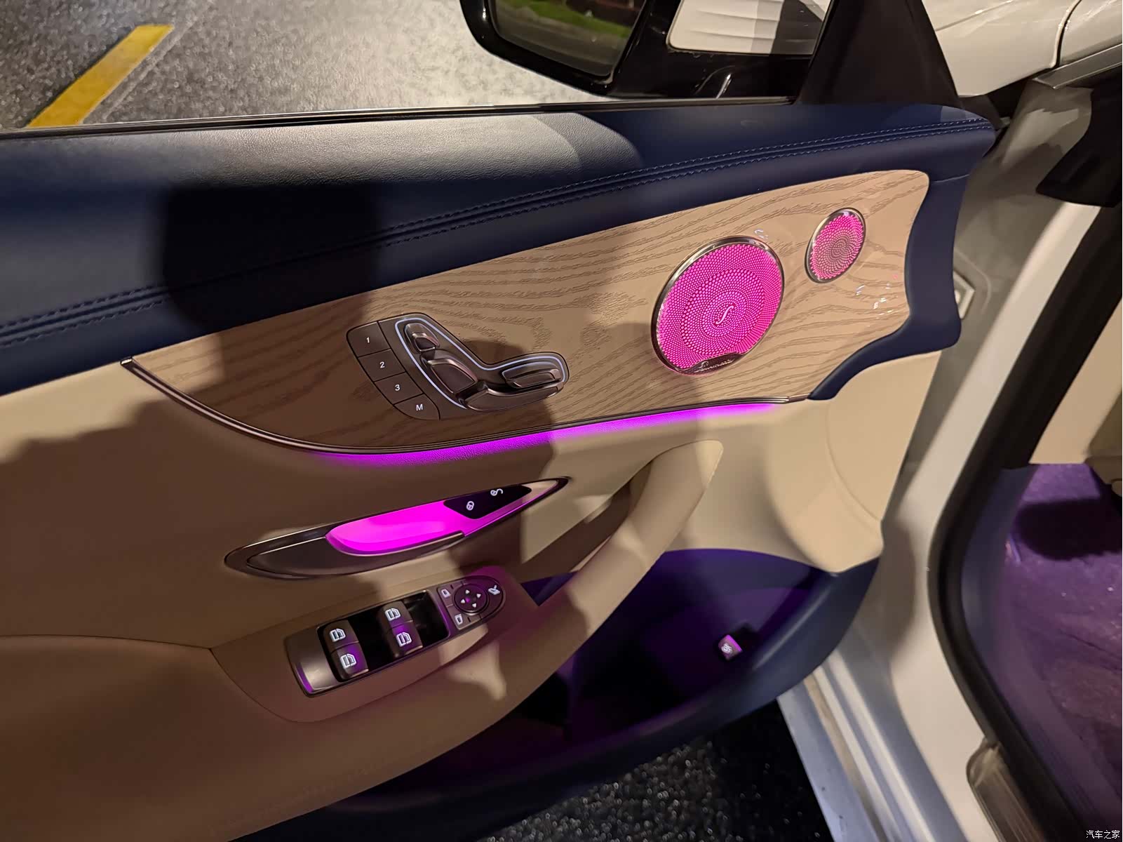 Mercedes-Benz E-Class, 2023 6
