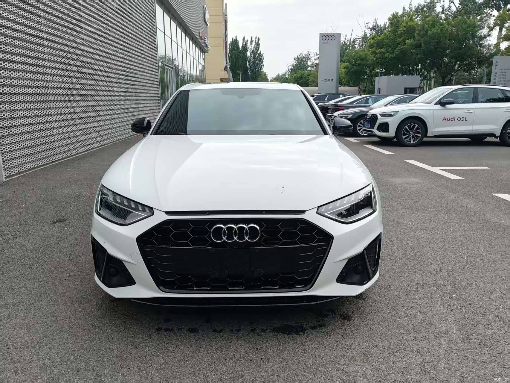 Audi A4L, 2023 13