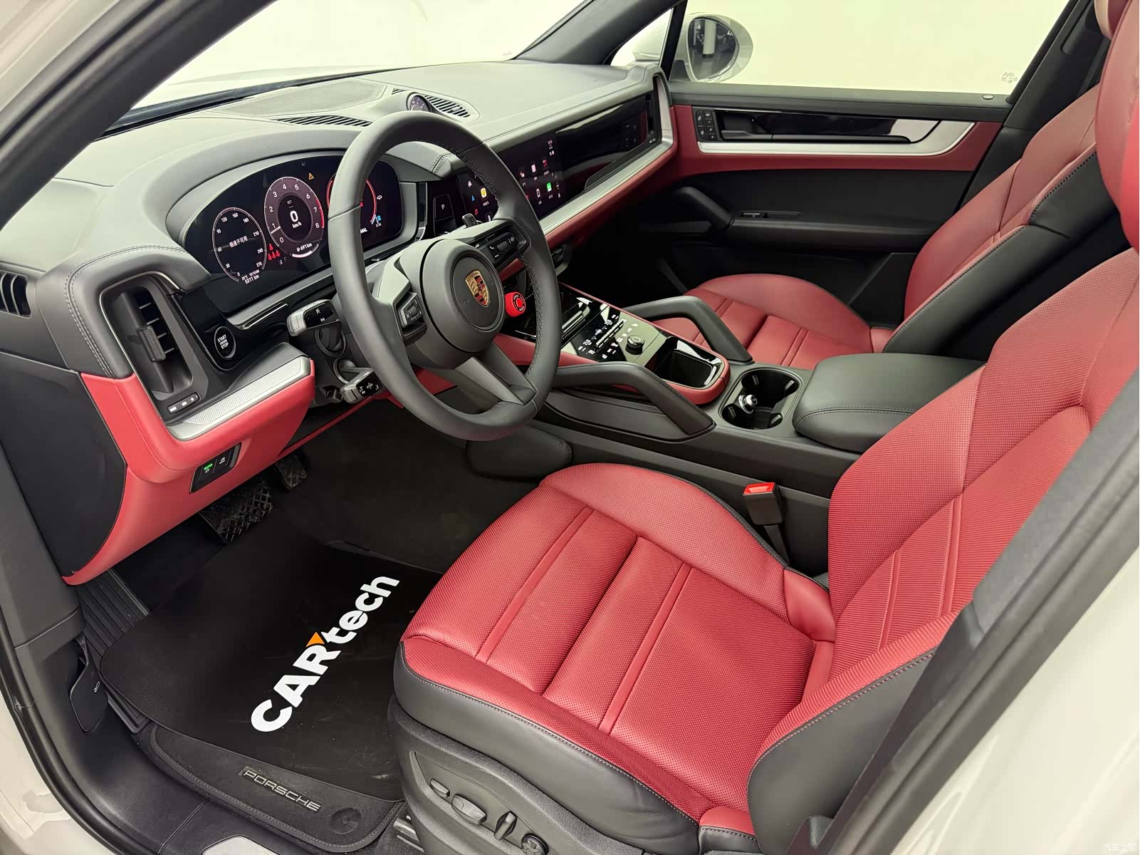 Porsche Cayenne, 2025 19
