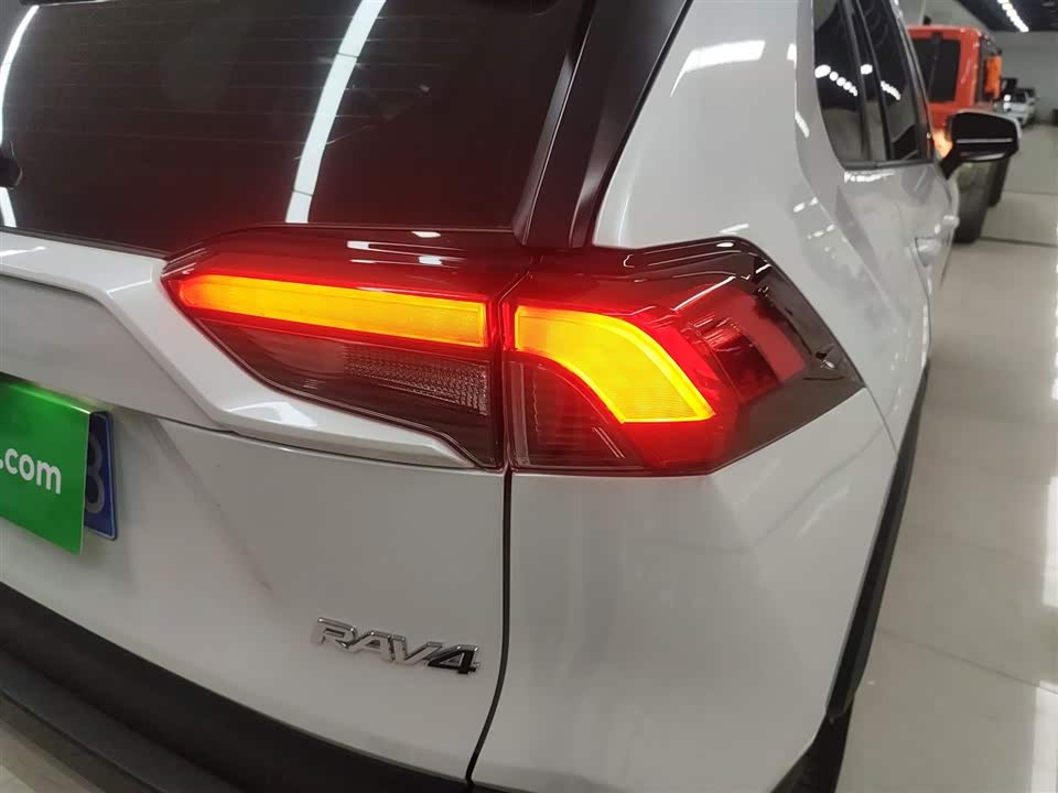 Toyota RAV4 Rongfang