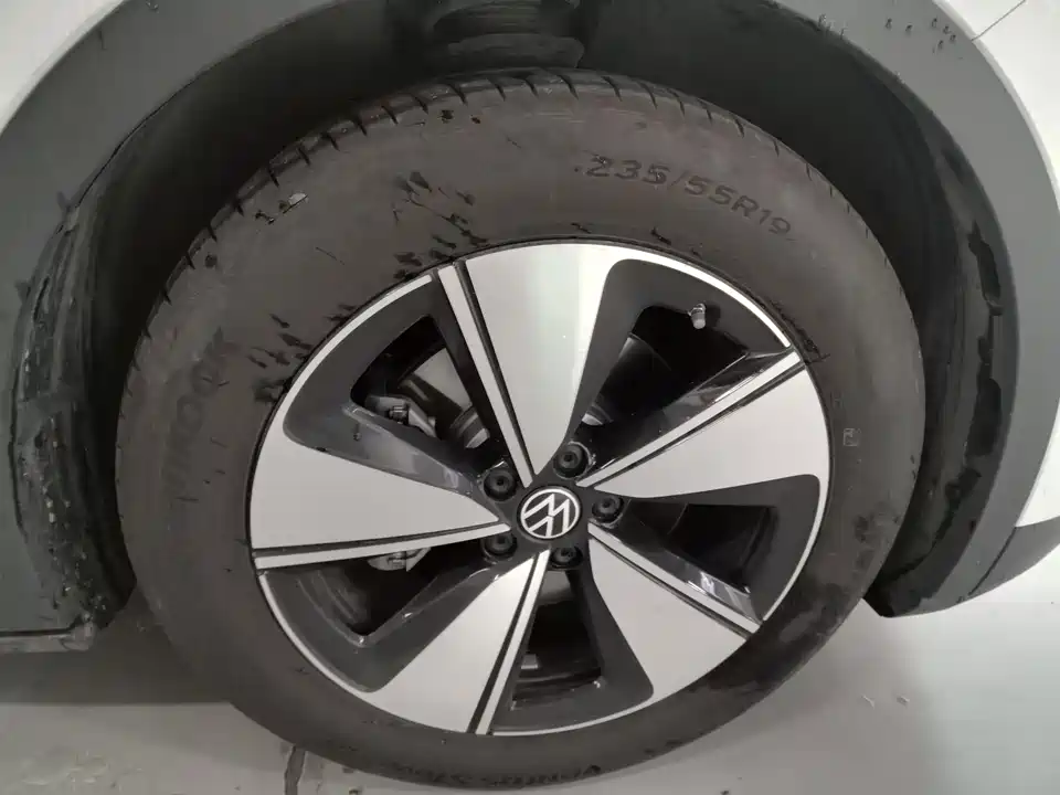 Volkswagen ID.4 X Volkswagen ID.4 X