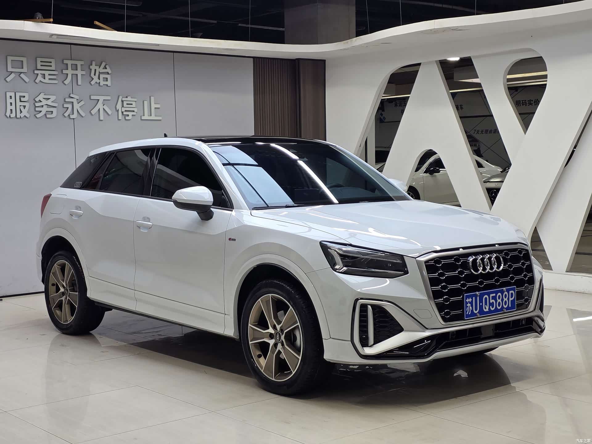 Audi Q2L, 2022 3