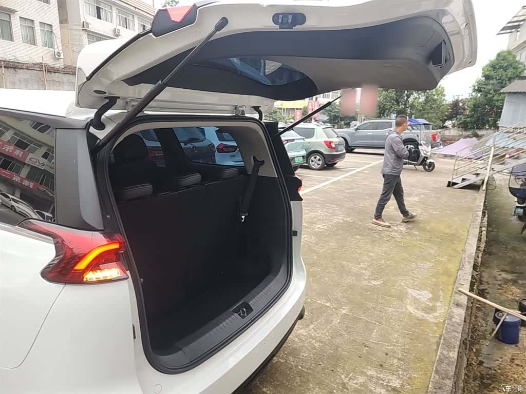 Maxus G50, 2023 19