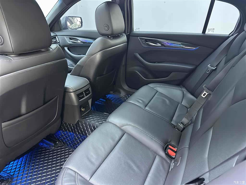 Cadillac CT5, 2023 15