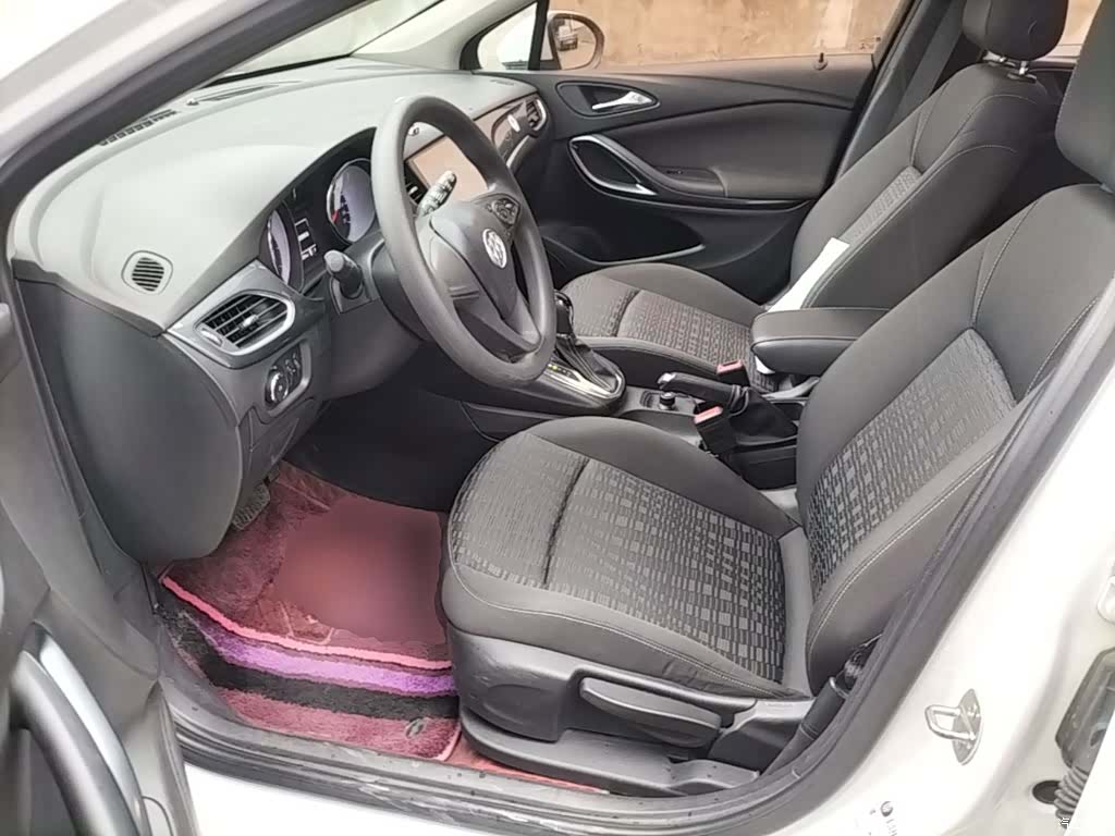 Buick Verano, 2017 15