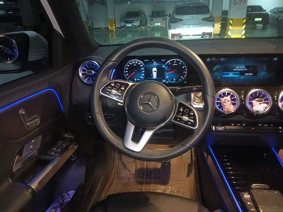 Mercedes-Benz GLB